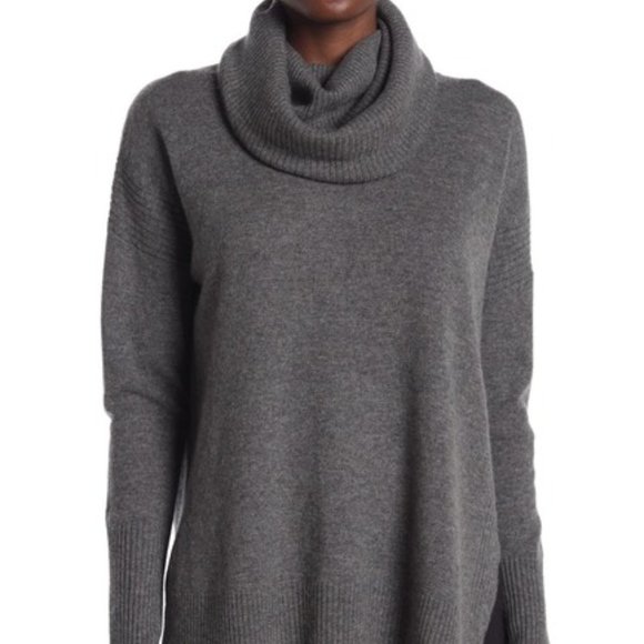 Diane Von Furstenberg Grey Turtleneck 